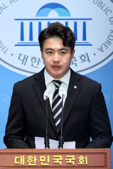 오영환 더불어민주당 의원. 연합뉴스