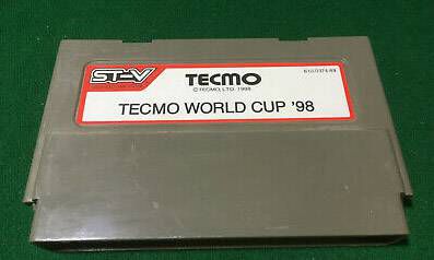 (테크노 월드컵 98 팩. 국내에 얼마나 많이 돌았는지.. 아직도 대림상가에 가면 1~3만원 선에 구입할 수 있다)