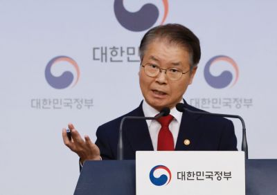 이정식 고용노동부 장관.(자료사진) [이미지출처=연합뉴스]