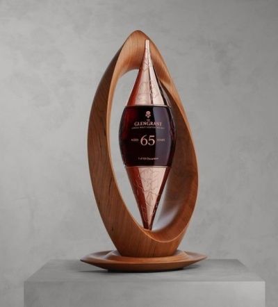 CU에서 추석을 맞아 선보인 7500만원짜리 하이엔드 위스키 글렌그란트 65년. BGF 리테일)