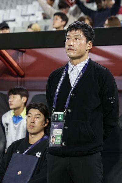 광주 시절 이정효 감독과 이정규 코치.제공 | 광주FC