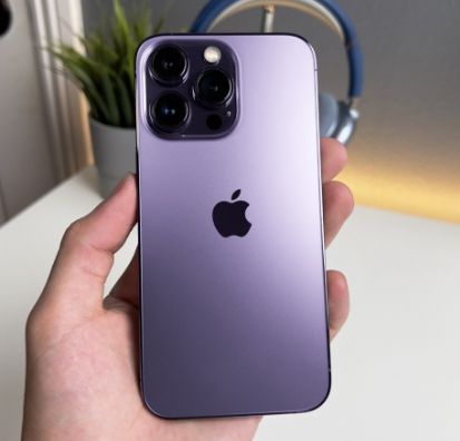 애플 아이폰14프로 퍼플 예상 이미지 [사진=애플 허브 트위터 캡처]