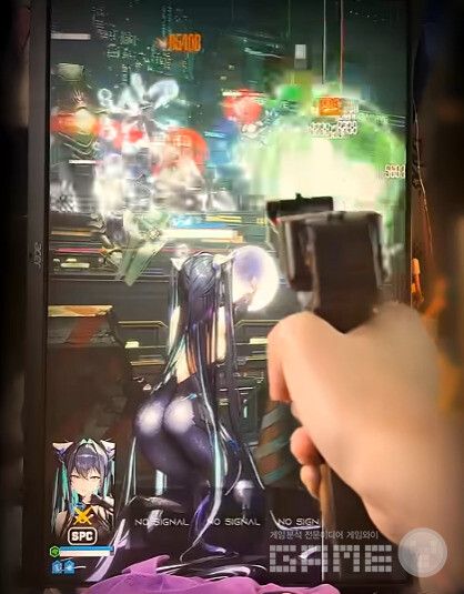 닌텐도 조이콘으로 즐기는 건 슈팅 니케