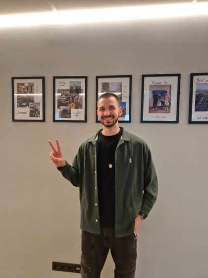 청년 사업가인 이반 몰차노브. 그는 수익을 모아 우크라이나군에 차량을 제공했다. 박현준 기자