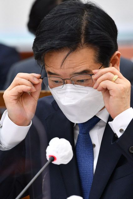 김창룡 경찰청장은 7일 국회 행정안전위원회에서 연 ‘정인이 사건’ 관련, 긴급현안질의에 출석해 다시 한 번 대국민 사과를 했다. (사진=뉴시스)