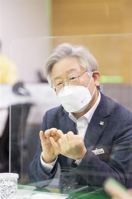 이재명 “시장 키워 경제성장 지속하려면 증세 불가피” - 서울신문DB