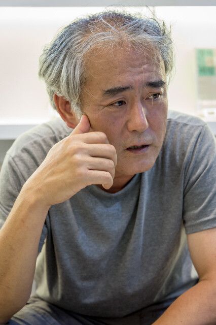 한창훈 작가. 박승화 선임기자 eyeshoot@hani.co.kr