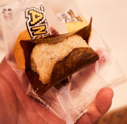 쫀득·구수함이 한가득… ‘망개떡’ 한 입에 웃음꽃 만개