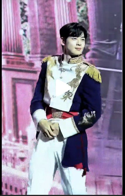 차은우 '소다 팝' 챌린지 영상[틱톡 'eunwooupdates' 계정 캡처. 재판매 및 DB 금지]