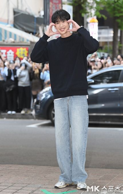 tvN의 인기 토일드라마 ‘눈물의 여왕’의 종방연이 지난 27일 오후 서울 영등포구 여의도의 한 음식점에서 화려하게 치뤄졌다./사진=천정환기자