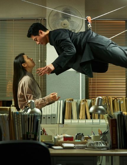 국내 OTT 시장에서 넷플릭스 락인 효과가 너무 크고, 디즈니+ 대한 이용자들의 아쉬움이 여전하기 때문이다. 실제 많은 이용자들이 넷플릭스를 구독하고 있는 상황에서 무빙을 보기 위해 추가로 지갑을 여는 이용자들이 많지는 않을 것으로 보인다.