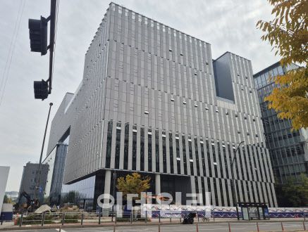 제넥신의 마곡2사옥이 공사 중인 모습 (사진=김새미 기자)