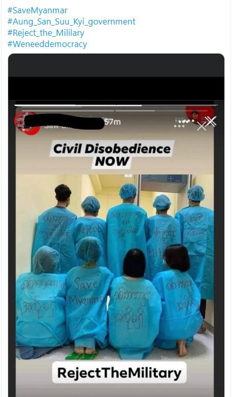 방호복 뒤에 군부 쿠데타에 항의하는 메세지를 적어넣은 미얀마 의료진들의 모습./사진=SNS캡쳐 갈무리