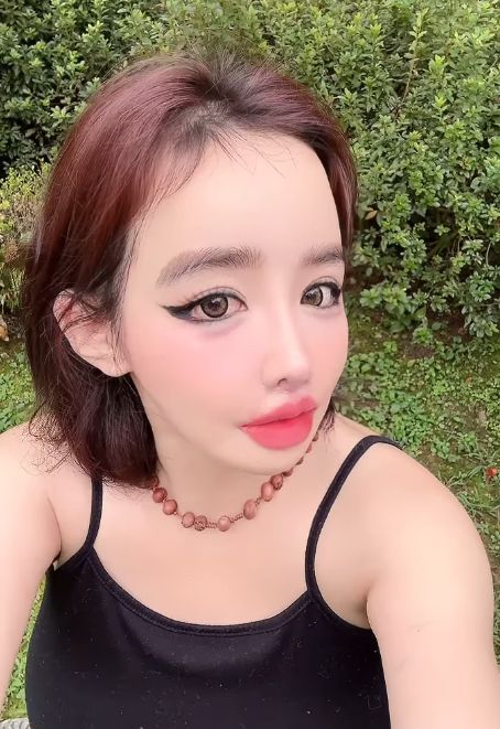 박봄 인스타그램.