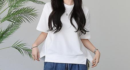 퀸 자수 절개 트임 반팔 티셔츠