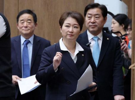 '혁신당 합당' 반발 기자회견 나선 친명계 최고위원들정치 현장 이모저모