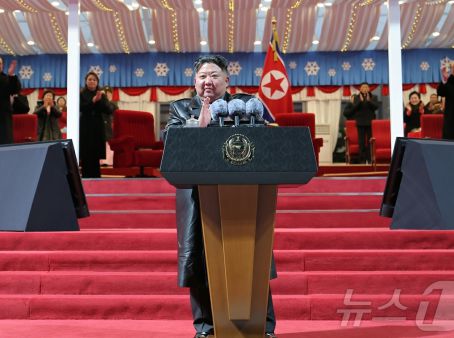 주애 데리고 신년 행사 나선 김정은 "올해도 줄기차게 투쟁"사진으로 보는 김정은 국무위원장 행보