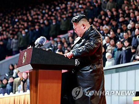 신년경축행사서 육성연설하는 김정은사진으로 보는 김정은 국무위원장 행보