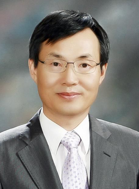 채웅석 가톨릭대 명예교수(국사학과)[가톨릭대 누리집 캡처. 재판매 및 DB 금지]