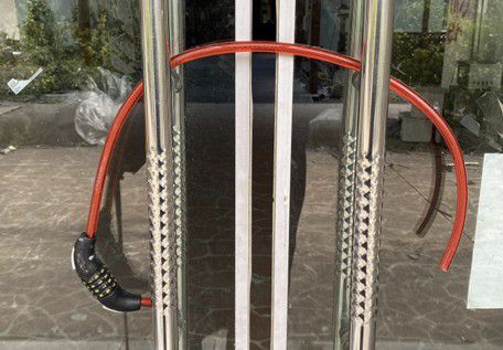 잠금장치 훼손된 한국국제대 건물[한국국제대 비대위 제공. 재판매 및 DB 금지]