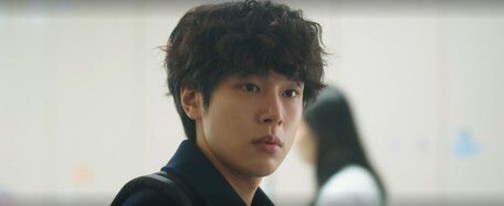 배우 강유석이 '아이유 동생'에서 '1년차 산부인과 의사'로 활약한다. tvN ‘언젠가는 슬기로울 전공의생활’ 방송 화면 캡처