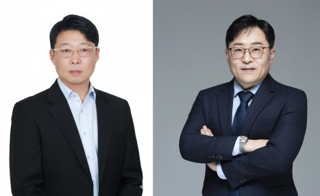 (왼쪽부터) 이상윤 L HOUSE 공장장 겸 Bio연구본부장과 이범한 QE실장 (사진=SK바이오사이언스)
