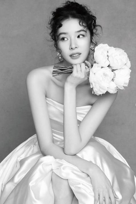 사진= 아이린 SNS