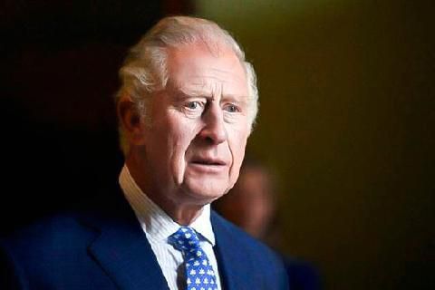 74세 즉위까지 64년 걸렸다…'다이애나의 남자' 찰스 3세는