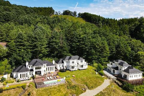 日서도 보러왔다…처음 문 열린 평창 '숲속 대저택' 비밀