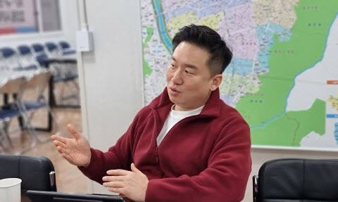 지난 16일 서울 중랑구의 사무실에서 이승환 국민의힘 중랑을 당협위원장이 인터뷰를 하고 있다. (사진=이승환 캠프)