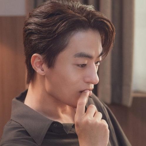 구교환은 “멀리 있는 배우처럼 느껴지지 않는 것을 추구한다”며 “주변에 있는 사람처럼 남고 싶다”고 말했다. 쇼박스 제공