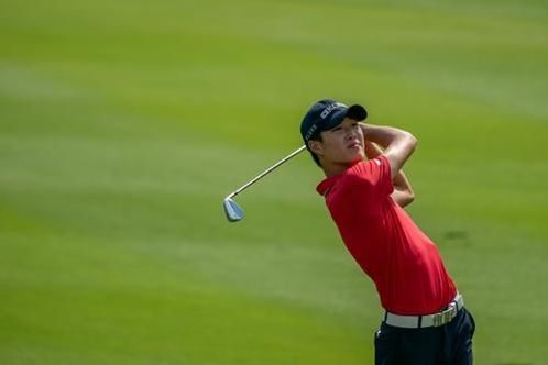 국가대표 박준홍이 허정구배 제67회 한국아마추어 골프선수권대회에서 이틀째 선두를 달렸다. 사진은 지난해 아시아태평양 아마추어 챔피언십 당시 모습./아시아태평양 아마추어챔피언십 조직위