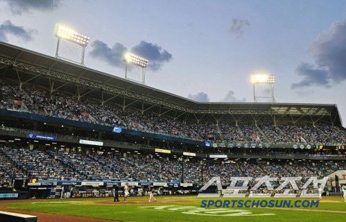 관중석이 꽉찬 대구 삼성라이온즈파크. 스포츠조선DB