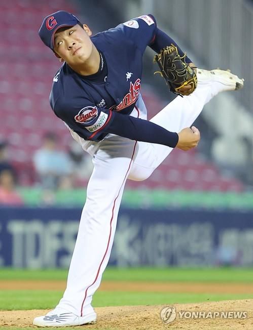 강속구 투수 롯데 이민석[연합뉴스 자료사진]