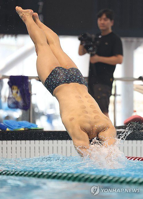 김영범 '쾌속 스타트'(진천=연합뉴스) 김성민 기자 = 경영 국가대표 김영범이 8일 충북 진천 국가대표선수촌에서 훈련하고 있다. 2025.7.8 ksm7976@yna.co.kr