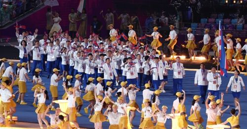 아시안게임 개회식에서 북한 선수단이 입장하고 있다.