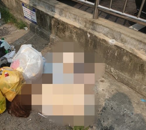 버려진 리얼돌. 연합뉴스