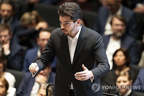 이스라엘 지휘자 라하브 샤니 (2024.1.26) [dpa=AP 연합뉴스]