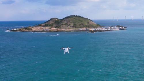 제주 비양도 드론배송 장면.(사진=국토교통부)