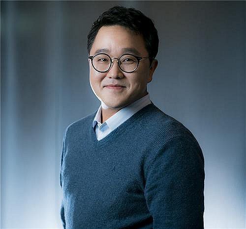 장경익 스튜디오드래곤 대표. NEW 재직 당시 '무빙' 등을 선보였다.