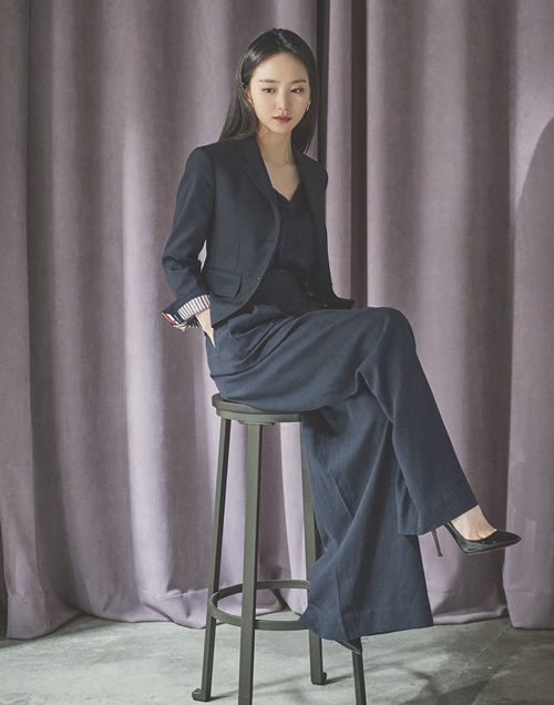 배우 원진아가 MK스포츠와 인터뷰를 진행했다. 사진=유본컴퍼니