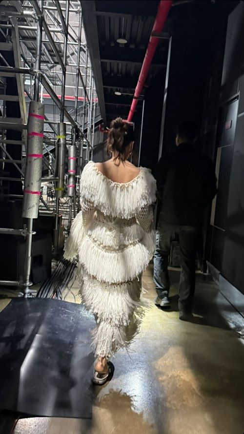 가수 이효리가 청순한 미모와 고혹적인 스타일로 또 한 번 모두의 시선을 사로잡았다. 사진=이효리 SNS