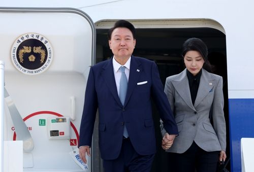 윤석열 전 대통령과 김건희 여사. [사진 출처 = 연합뉴스]