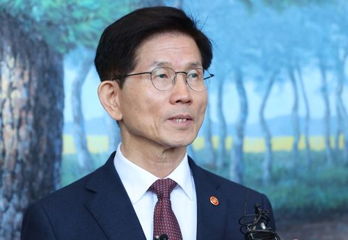 김문수 전 고용노동부 장관. [사진 출처 = 연합뉴스]