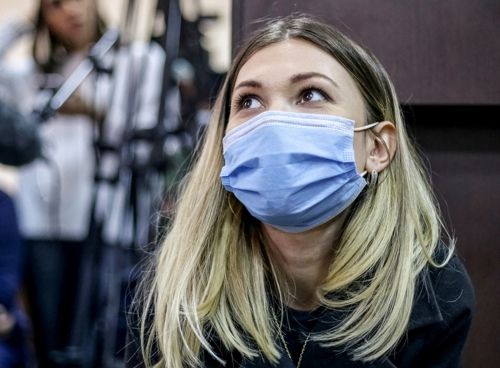 2021년 우크라이나 법정에 섰던 故 빅토리야 로시나 기자 [사진 출처 = 연합뉴스]