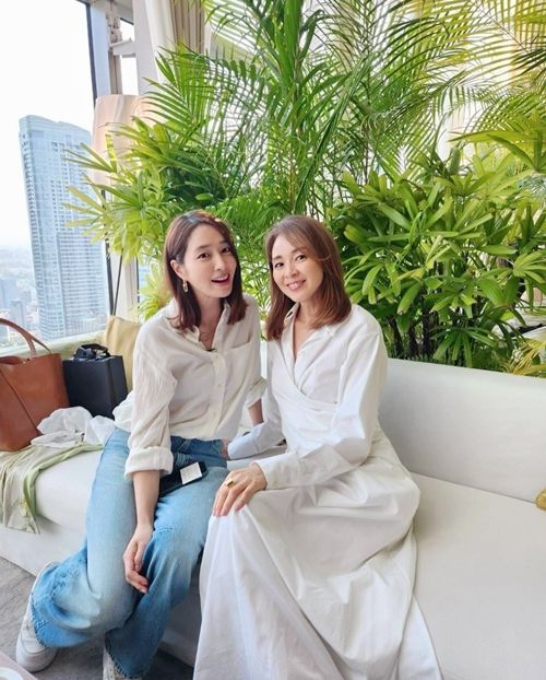 모델 야노 시호와 배우 이민정의 만남이 뜻밖의 케미를 자아냈다. 사진=야노 시호 SNS