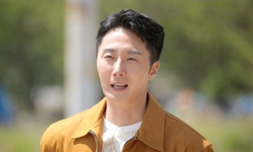 배우 정일우가 27세에 뇌동맥류 진단을 받고 생과 사의 경계를 마주했던 순간을 고백한다. 사진=식객 허영만의 백반기행