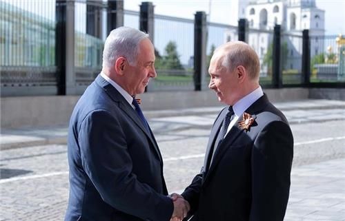 2018년 모스크바에서 만난 네타냐후 이스라엘 총리와 푸틴 러시아 대통령 <타스 연합뉴스>