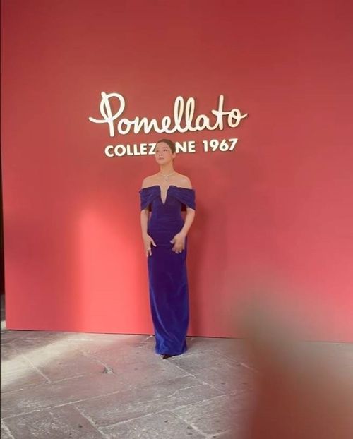 차주영이 강렬한 블루 드레스를 입은 사진과 영상을 공개했다. 사진=차주영 SNS