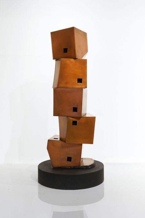 ‘1000개의 찬란한-막고굴 시대II’(50x50x121cm). [아라리오갤러리]